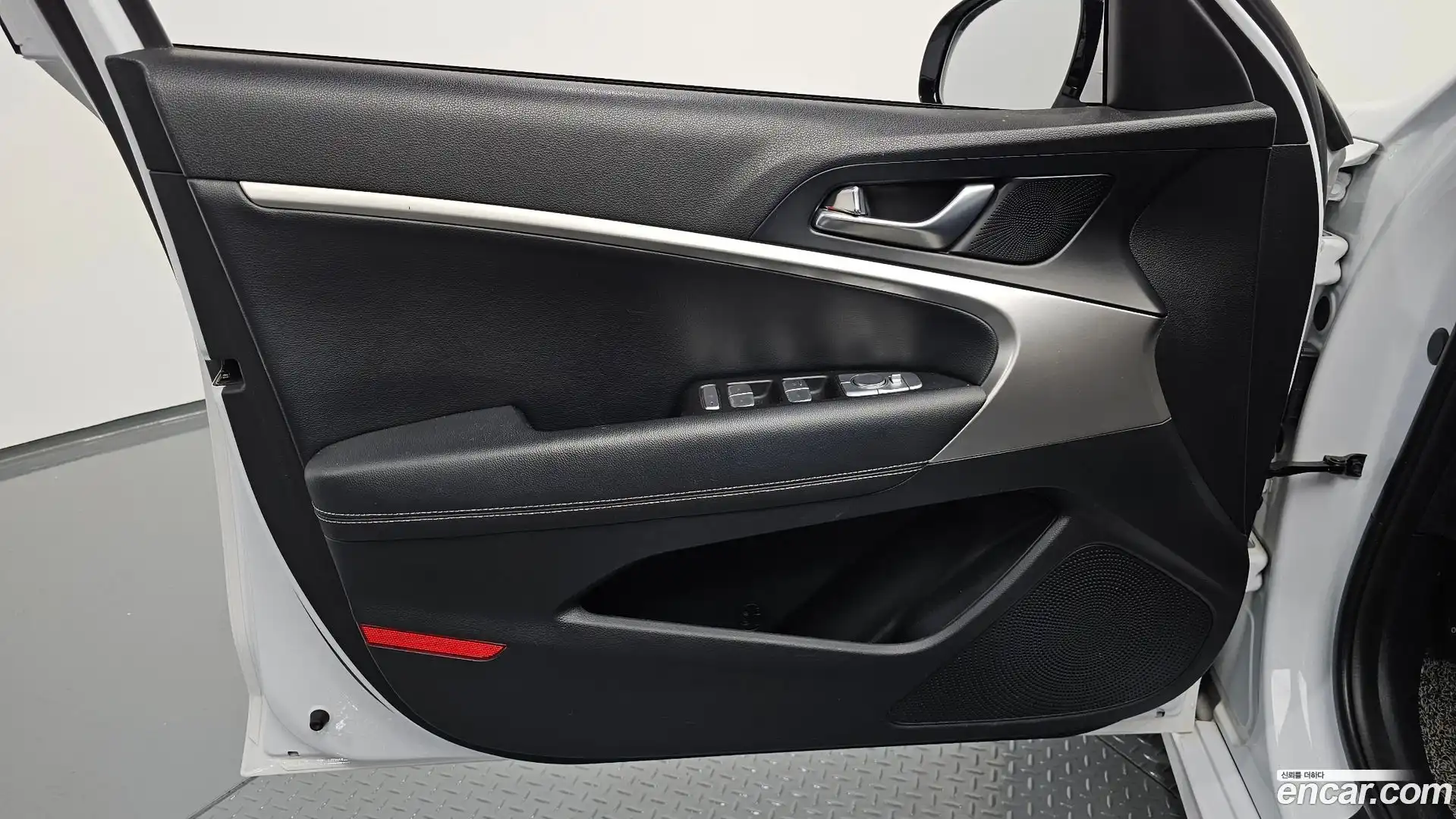 G70 Genesis 2018.3-INNER-034