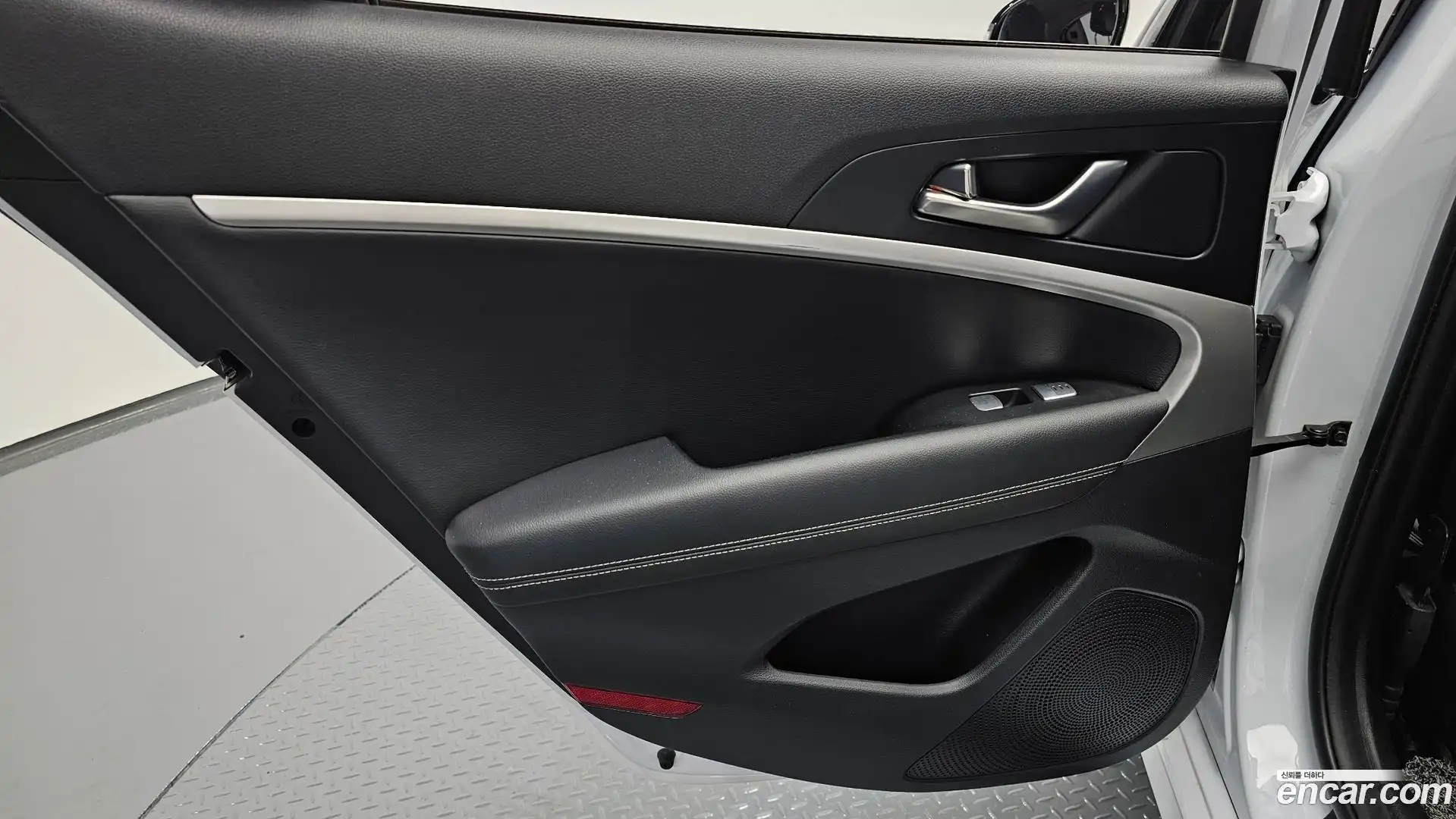 G70 Genesis 2018.3-INNER-035