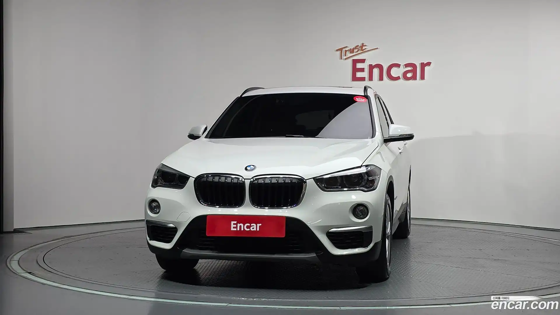 X1 BMW 2016.10-OUTER-003
