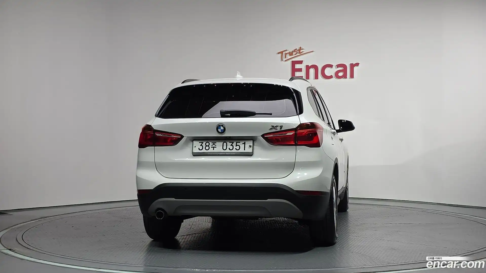 X1 BMW 2016.10-OUTER-004