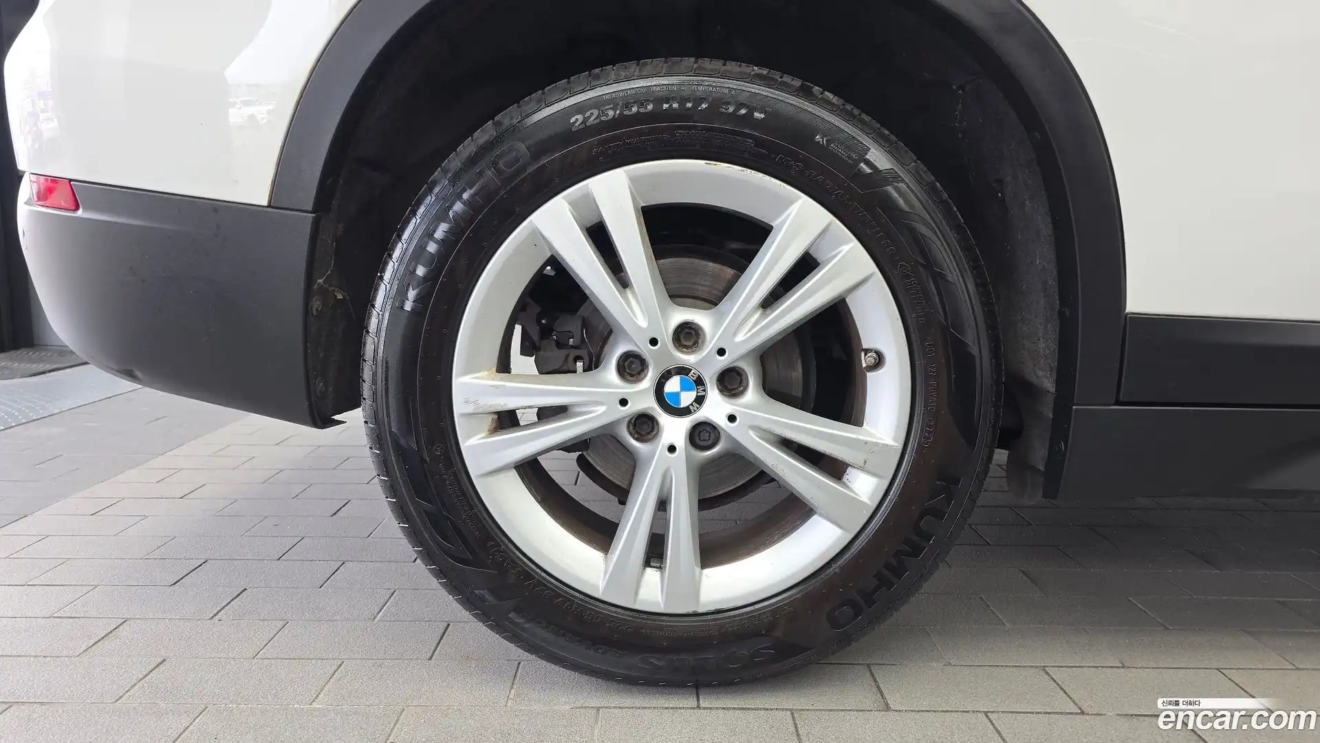X1 BMW 2016.10-OUTER-005