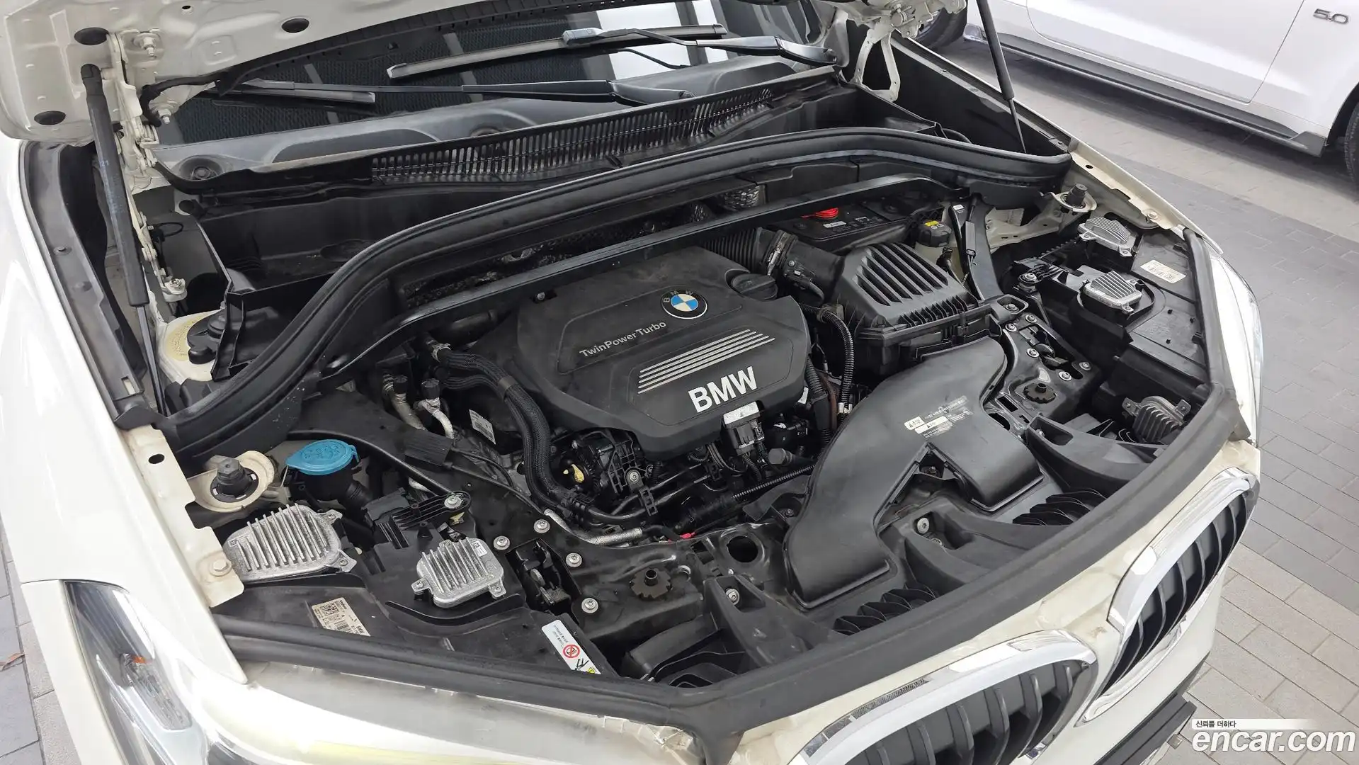 X1 BMW 2016.10-OUTER-006