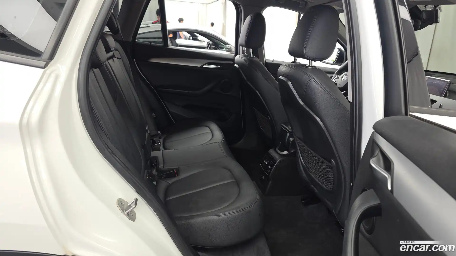X1 BMW 2016.10-OPTION-016