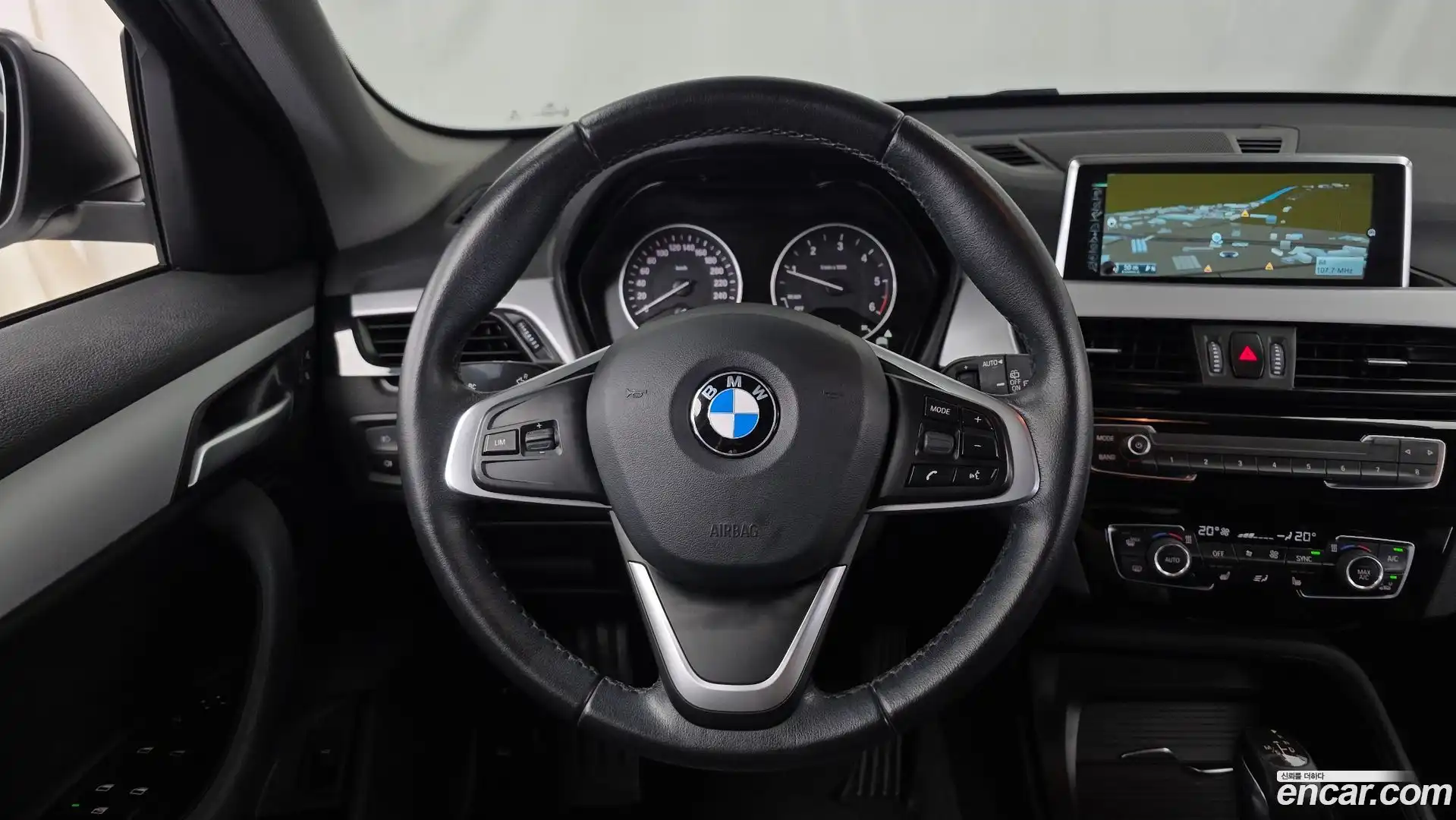 X1 BMW 2016.10-OPTION-017