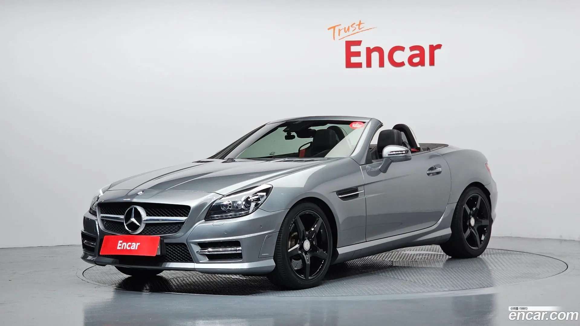 Main__Slider__Photo:SLK-Class Mercedes-Benz 2014.10-0