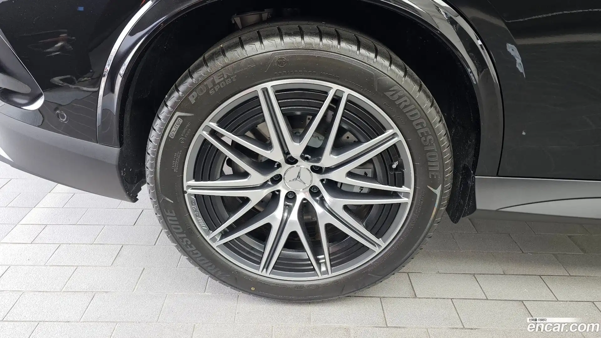 GLC-Class Mercedes-Benz 2025.9-OUTER-005