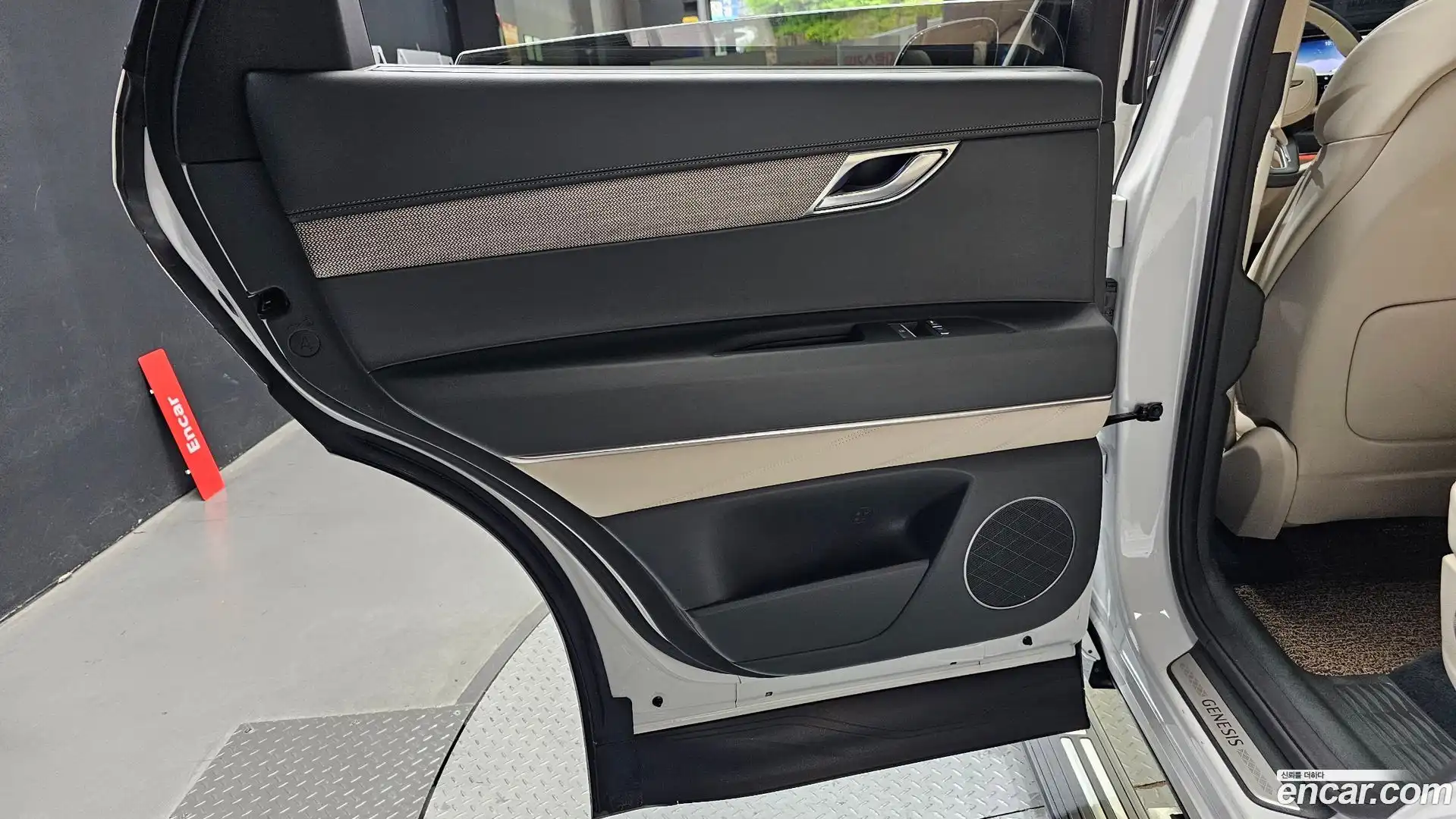 GV80 Genesis 2024.1-INNER-035