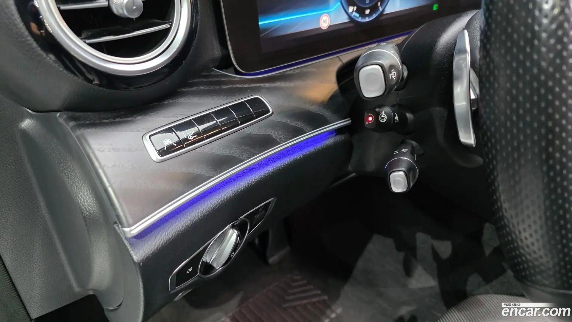 E-Class Mercedes-Benz 2018.6-OPTION-016