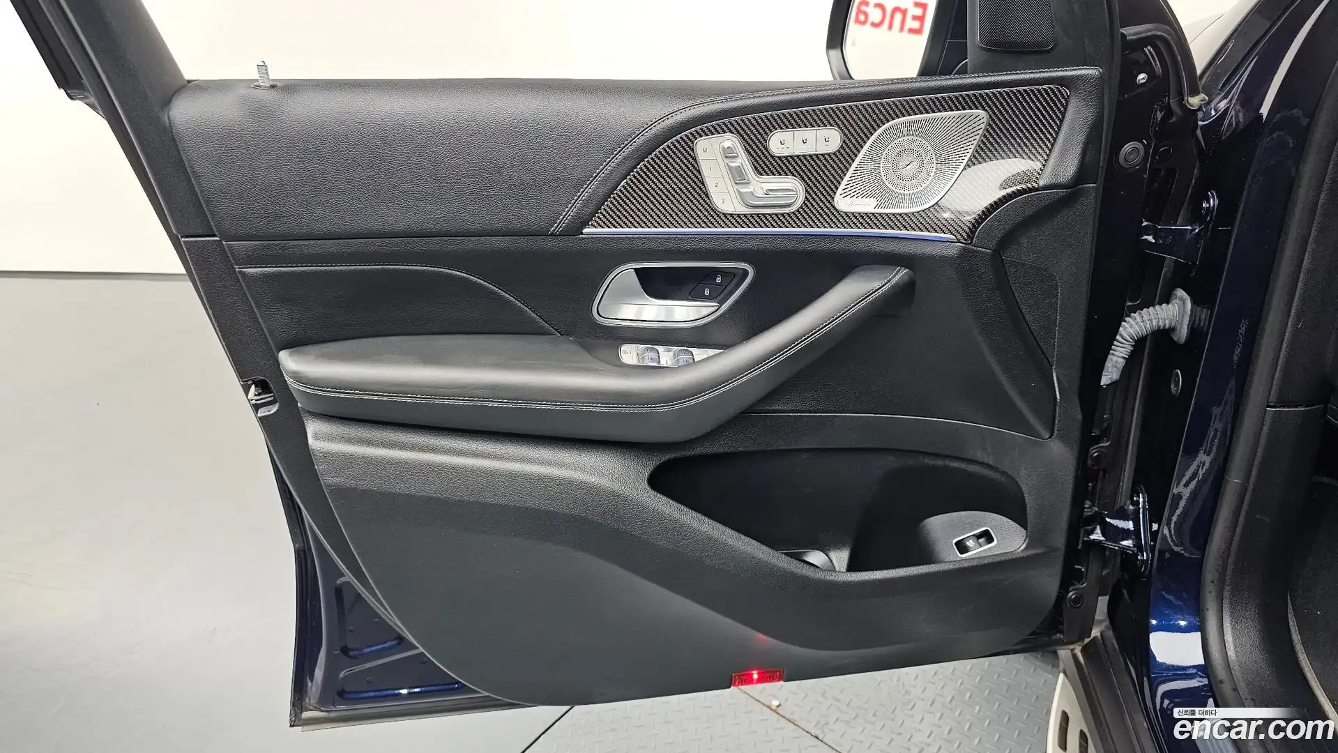 GLE-Class Mercedes-Benz 2021.5-INNER-034