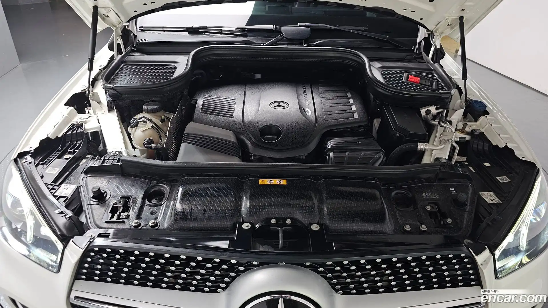 GLE-Class Mercedes-Benz 2021.3-OUTER-006