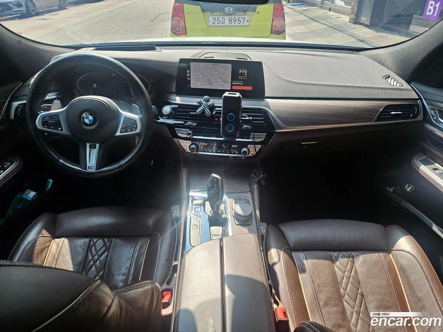 Gran Turismo BMW 2020.1-INNER-010