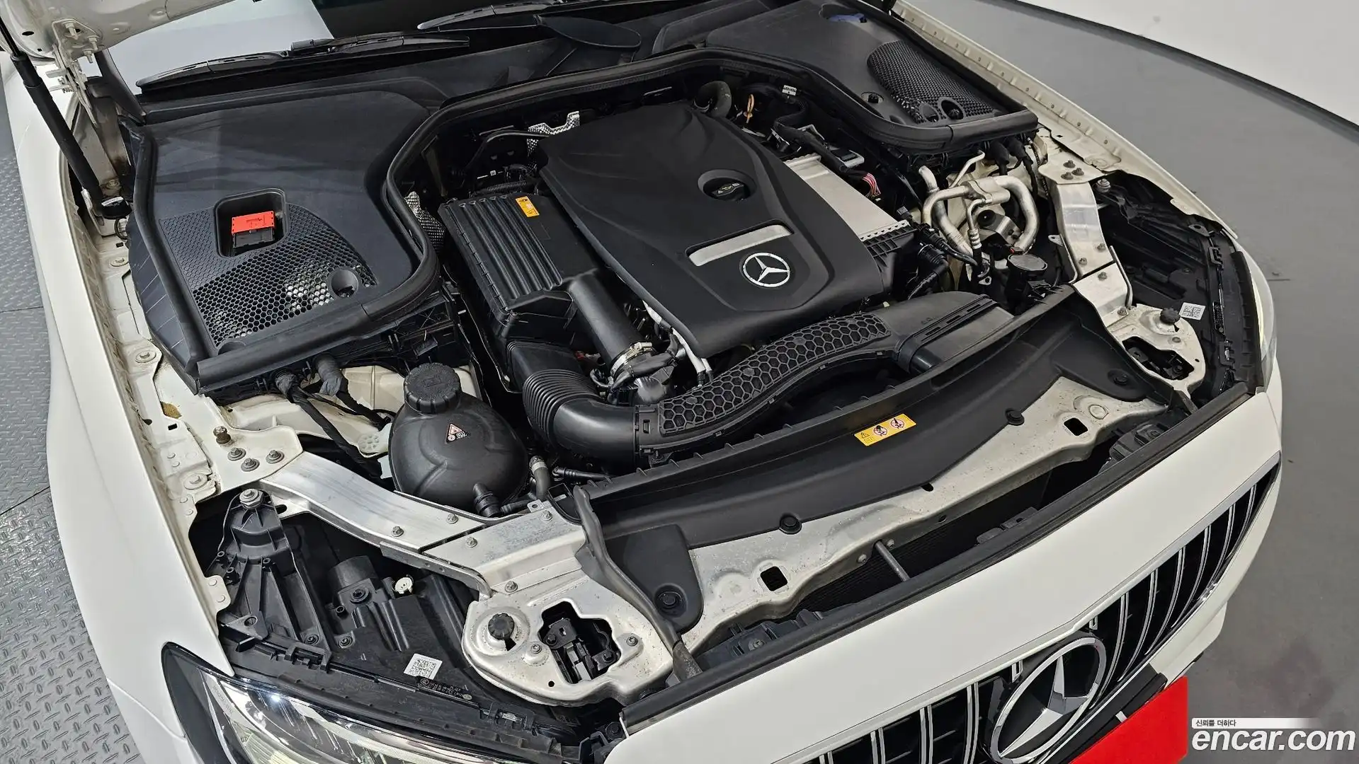 E-Class Mercedes-Benz 2019.10-OUTER-006