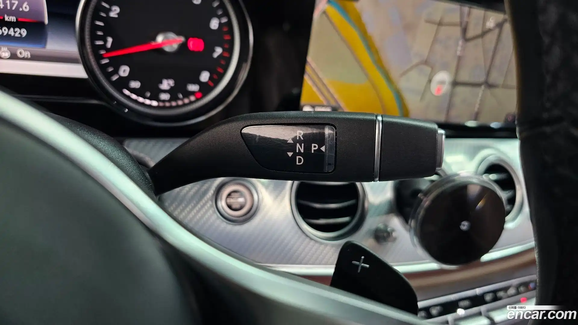 E-Class Mercedes-Benz 2019.10-INNER-009