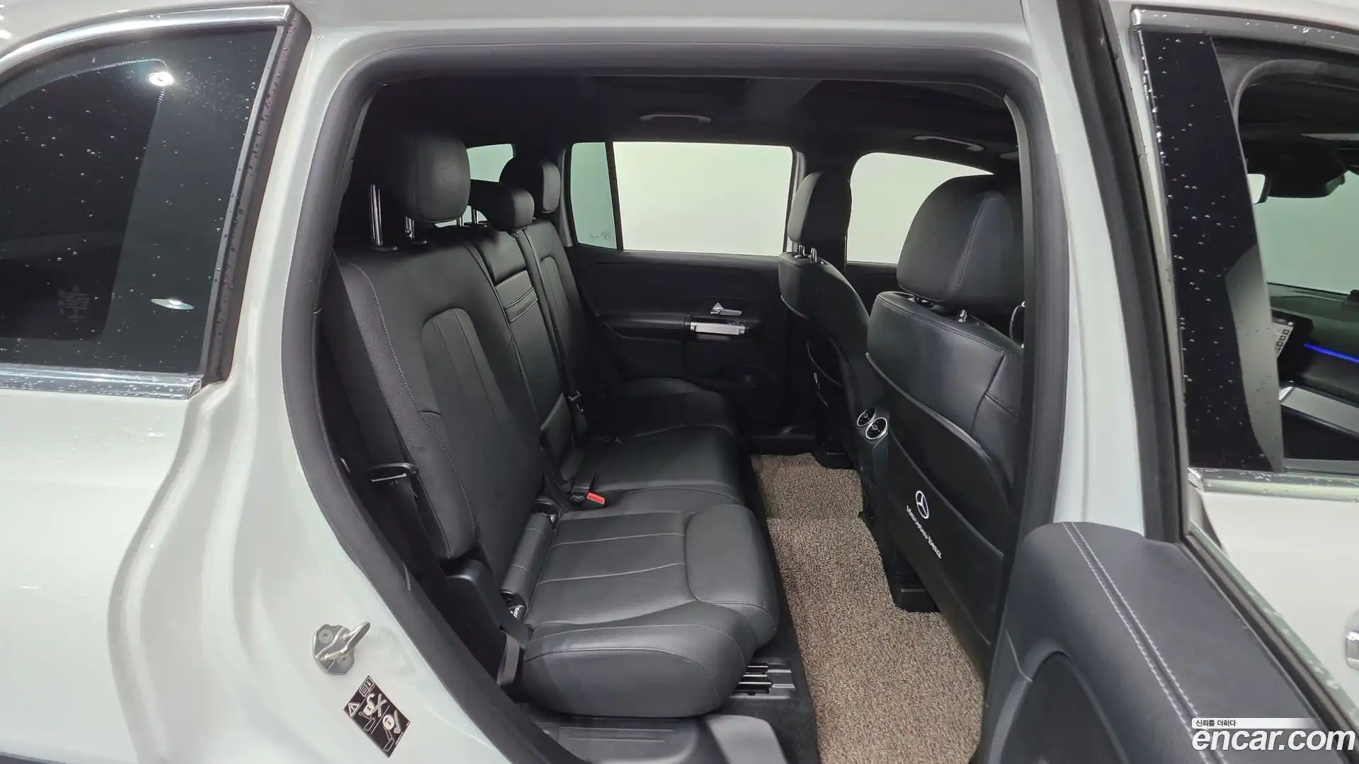 GLB-Class Mercedes-Benz 2022.7-OPTION-022