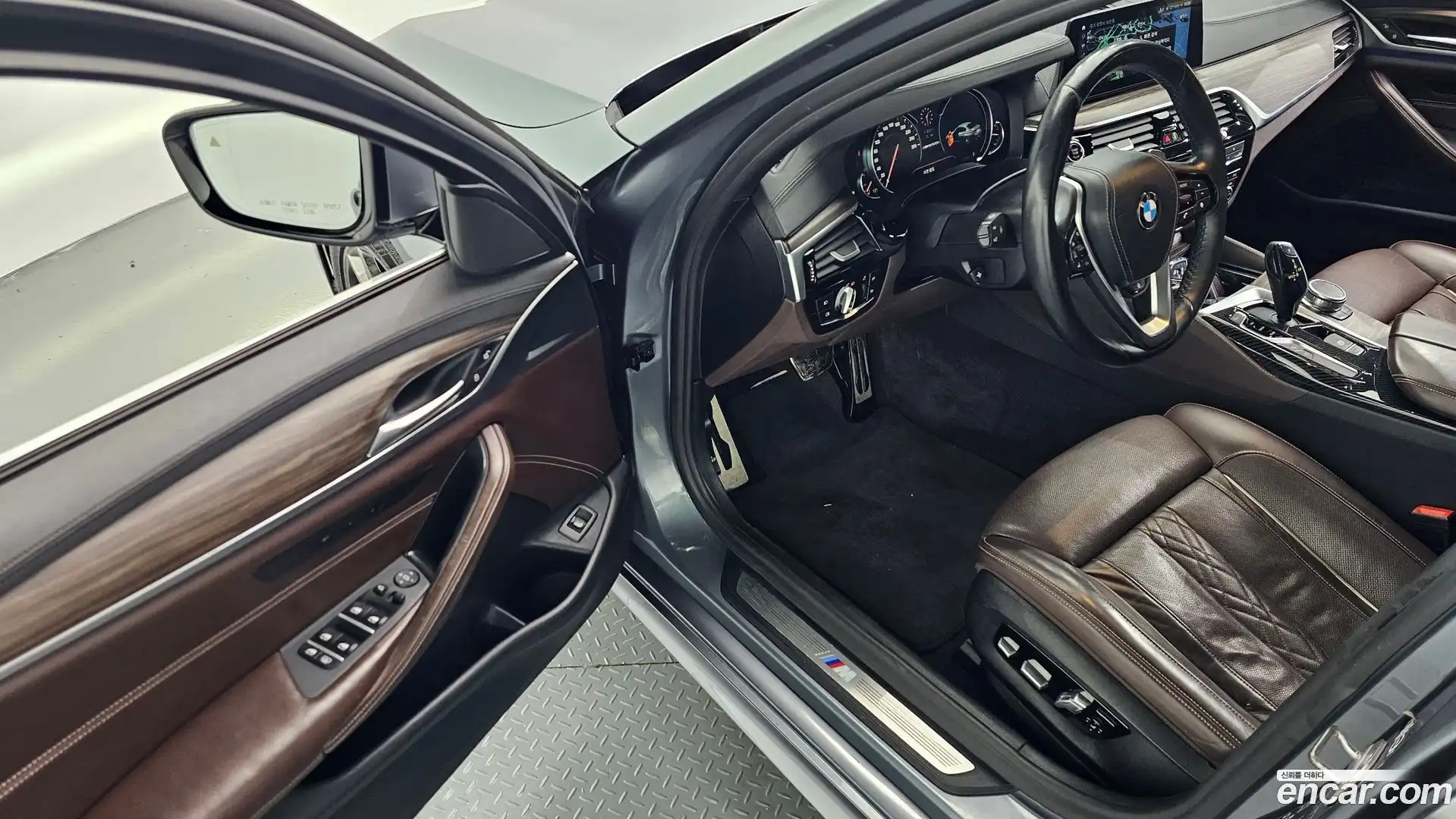 5-Series BMW 2018.3-INNER-010