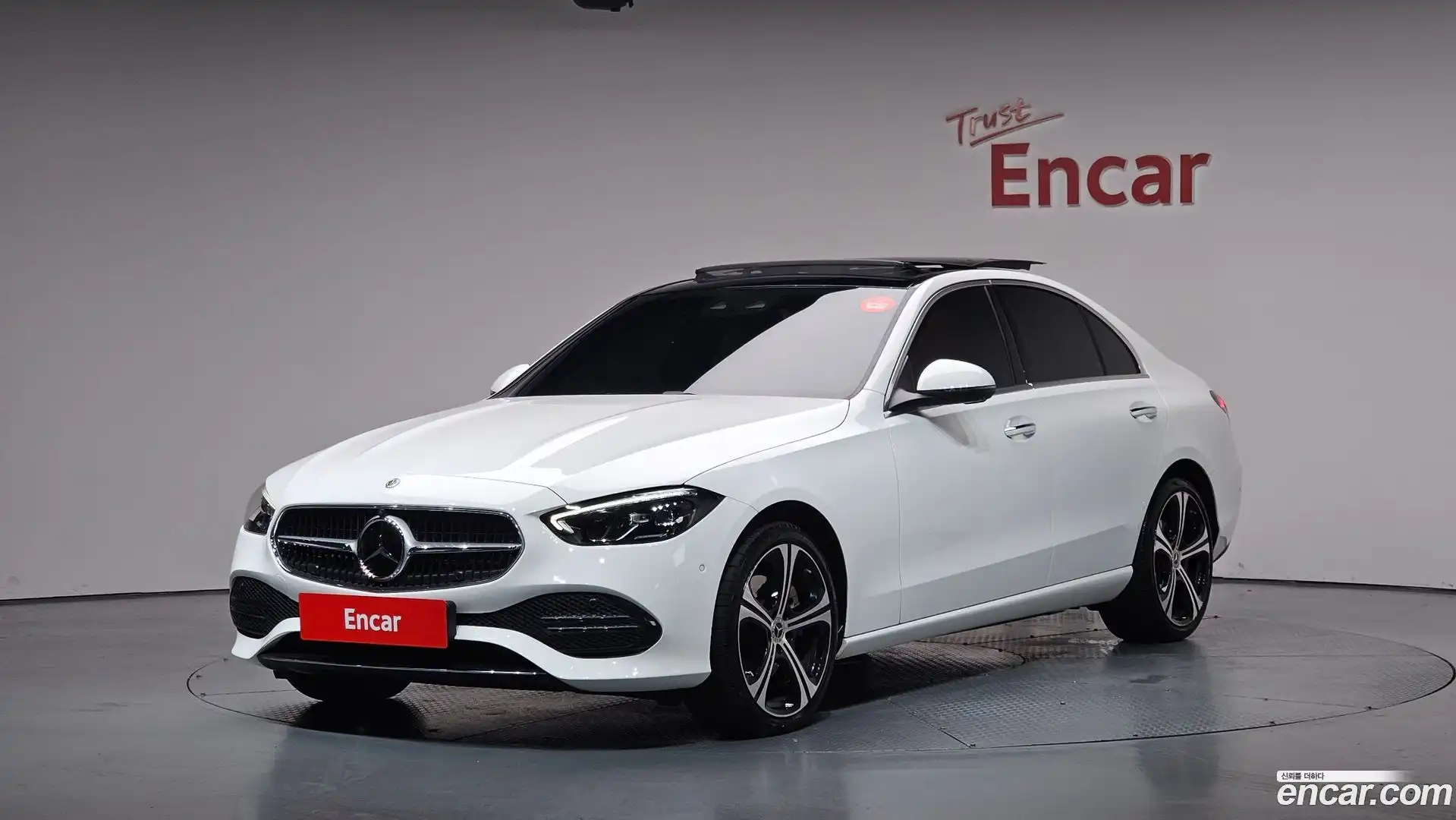 C-Class Mercedes-Benz 2023.7-OUTER-001