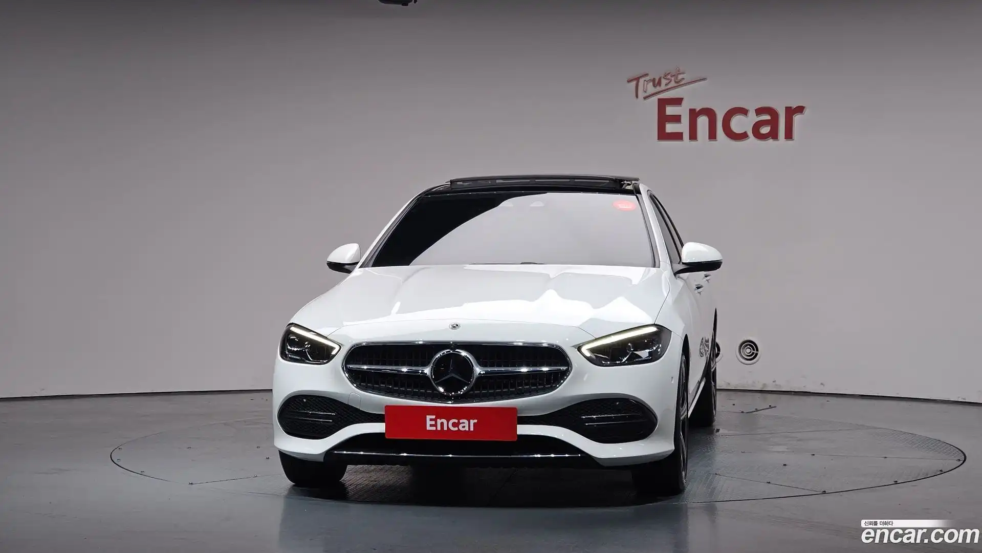 C-Class Mercedes-Benz 2023.7-OUTER-003