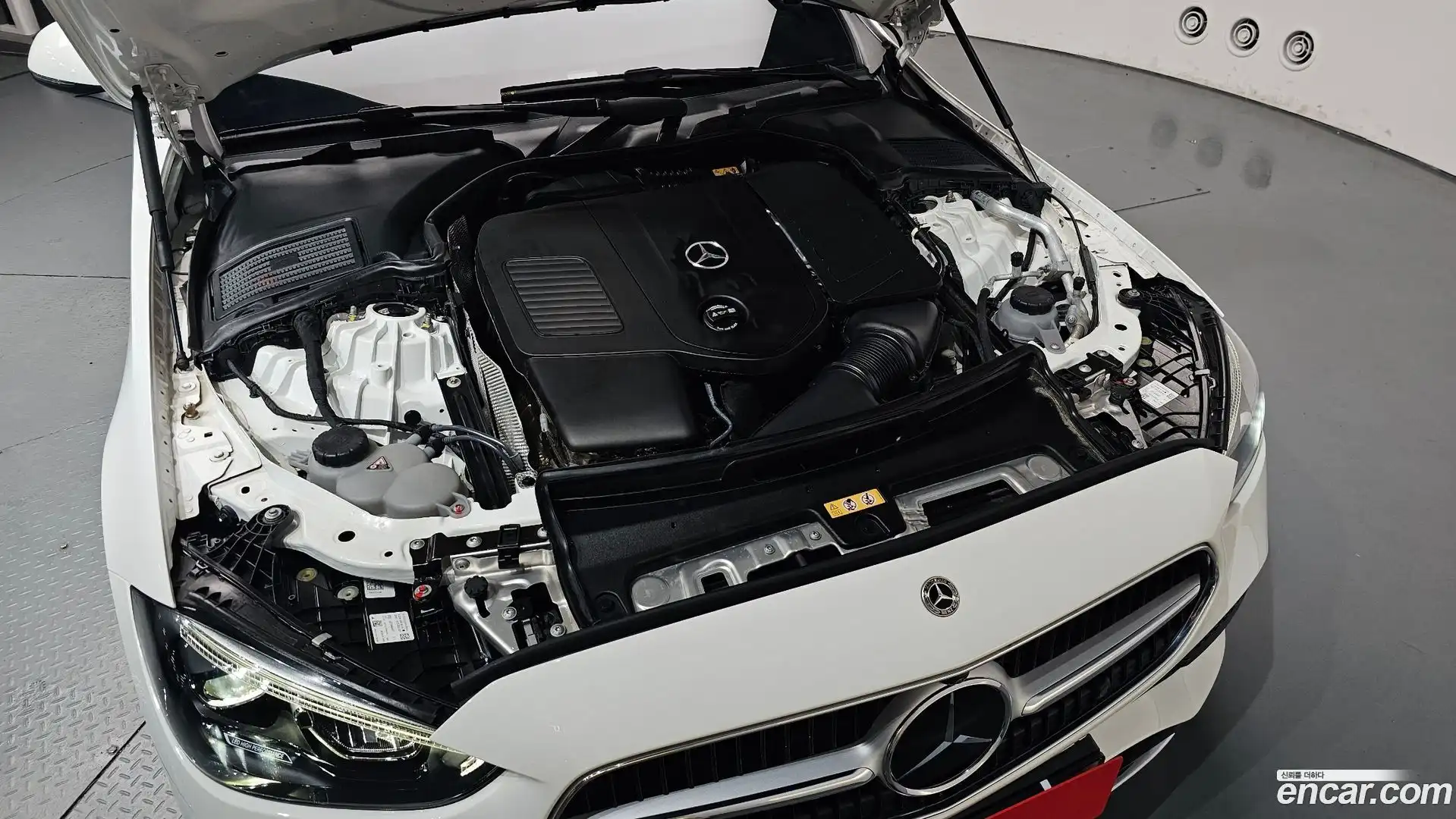 C-Class Mercedes-Benz 2023.7-OUTER-006