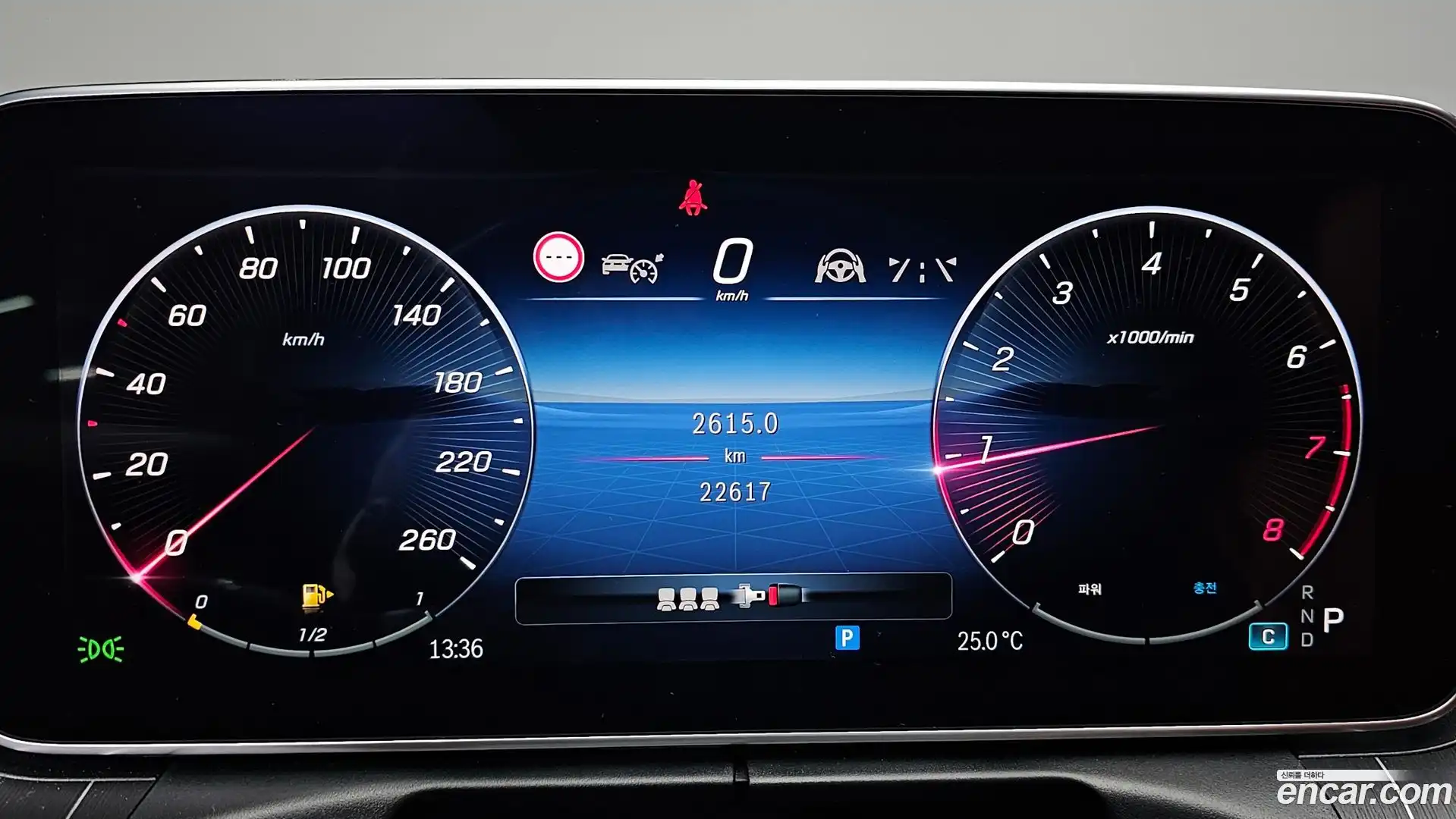 C-Class Mercedes-Benz 2023.7-INNER-008