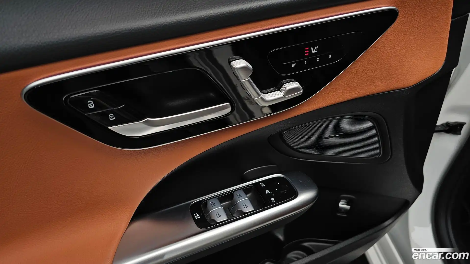 C-Class Mercedes-Benz 2023.7-OPTION-022