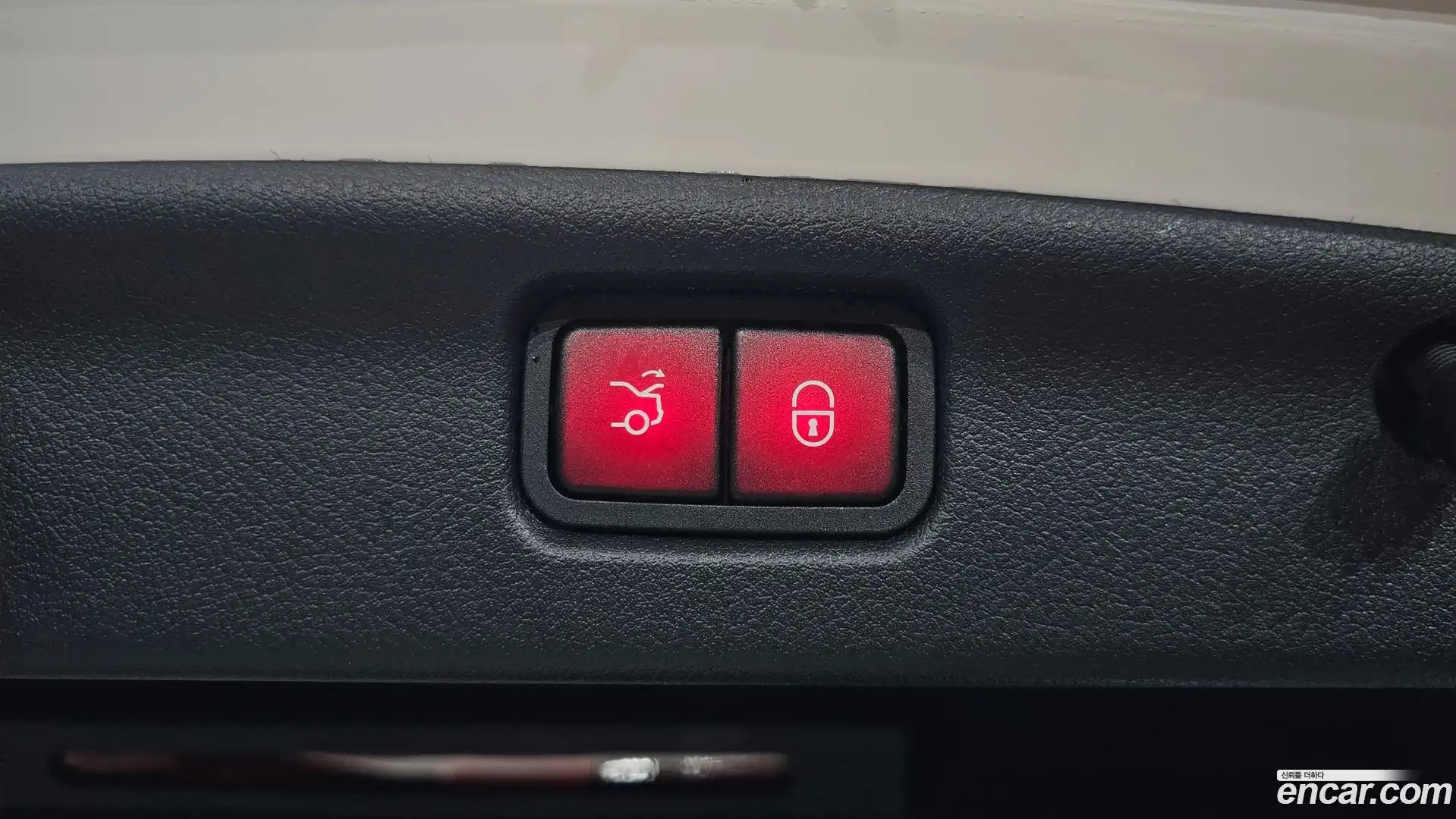 C-Class Mercedes-Benz 2023.7-OPTION-024