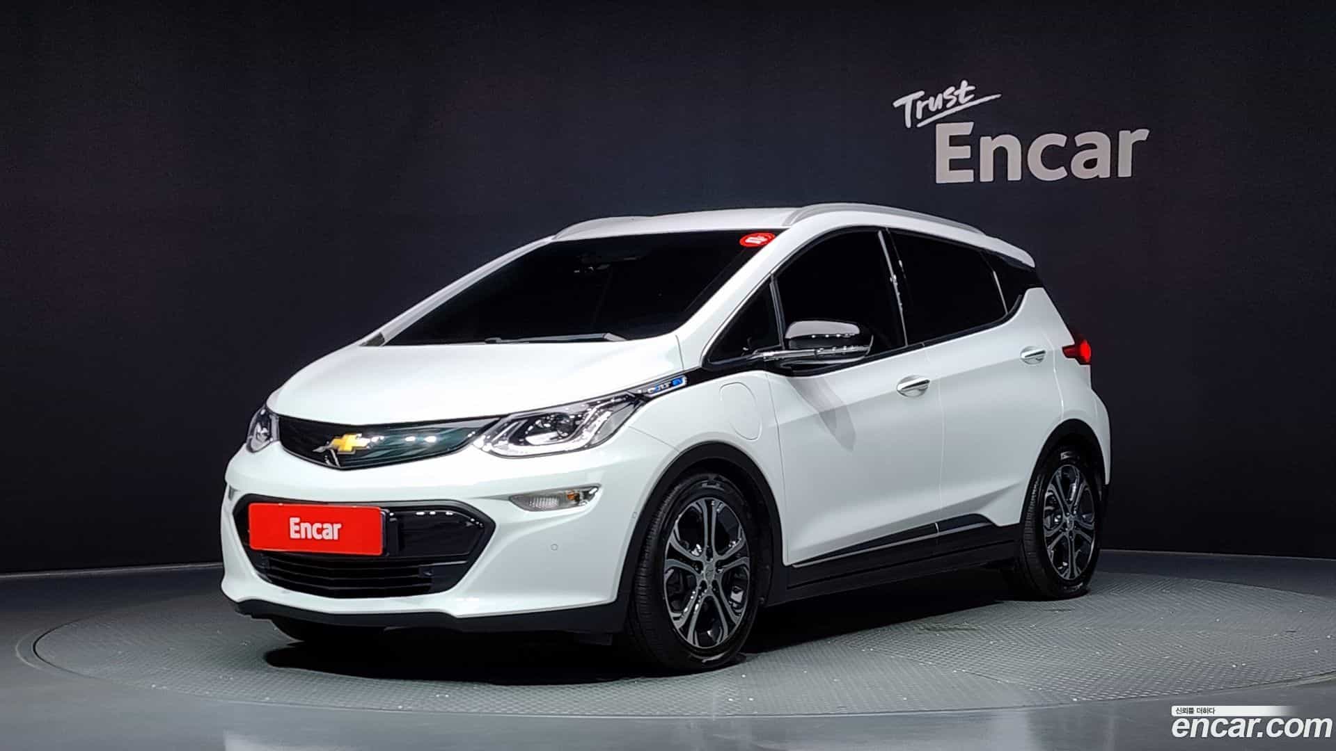 Bolt EV Chevrolet 2018.4-OUTER-001