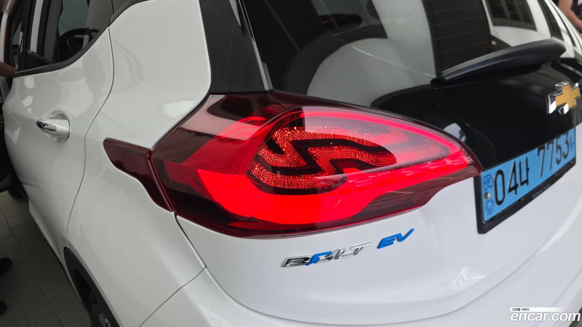 Bolt EV Chevrolet 2018.4-OUTER-033