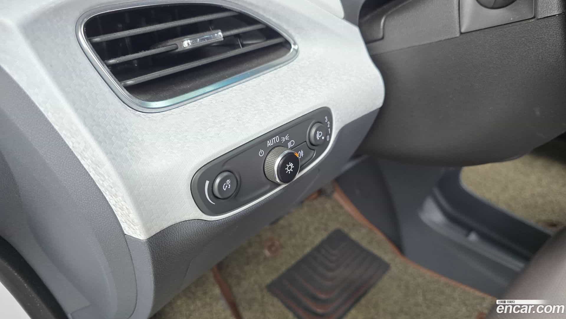 Bolt EV Chevrolet 2018.4-OPTION-042
