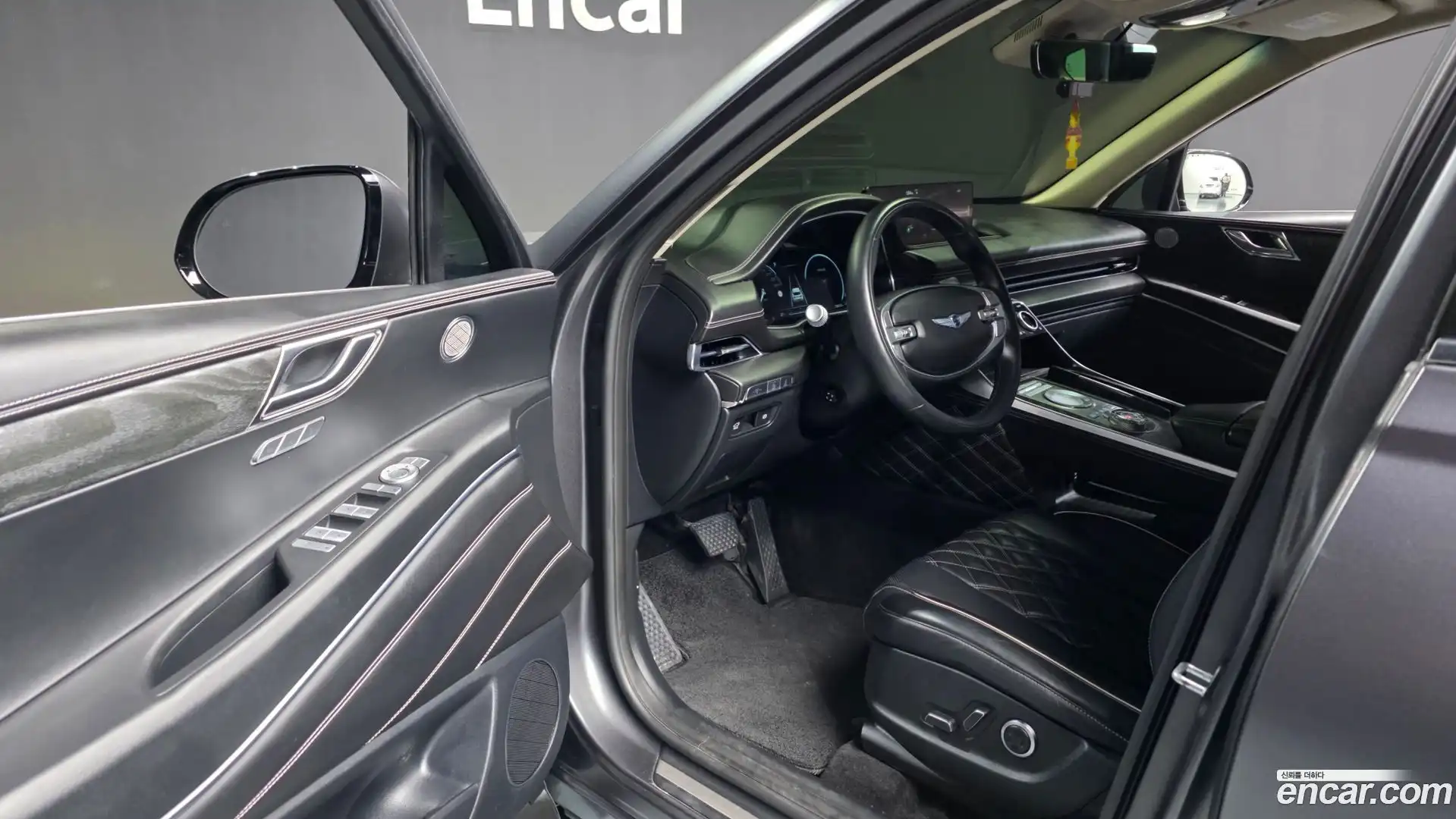 GV80 Genesis 2022.3-INNER-010