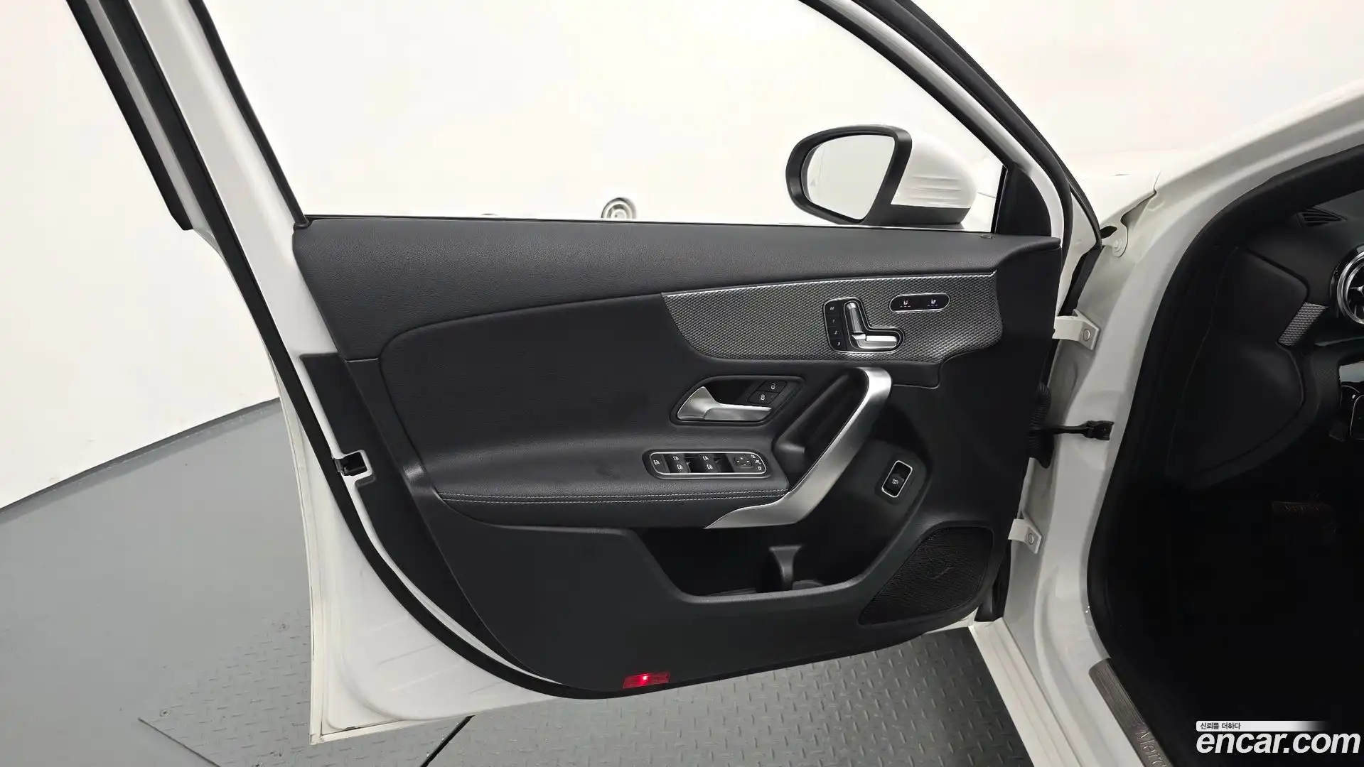 A-Class Mercedes-Benz 2021.4-INNER-034