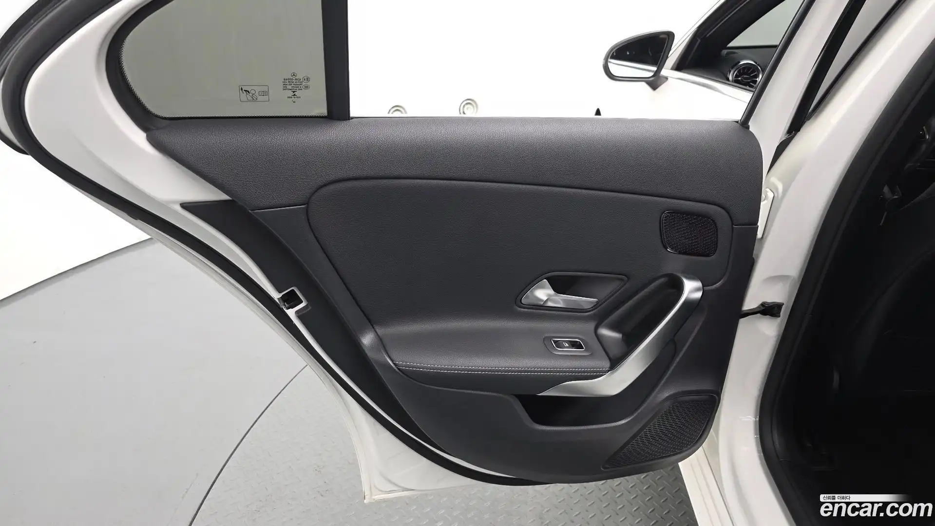 A-Class Mercedes-Benz 2021.4-INNER-035
