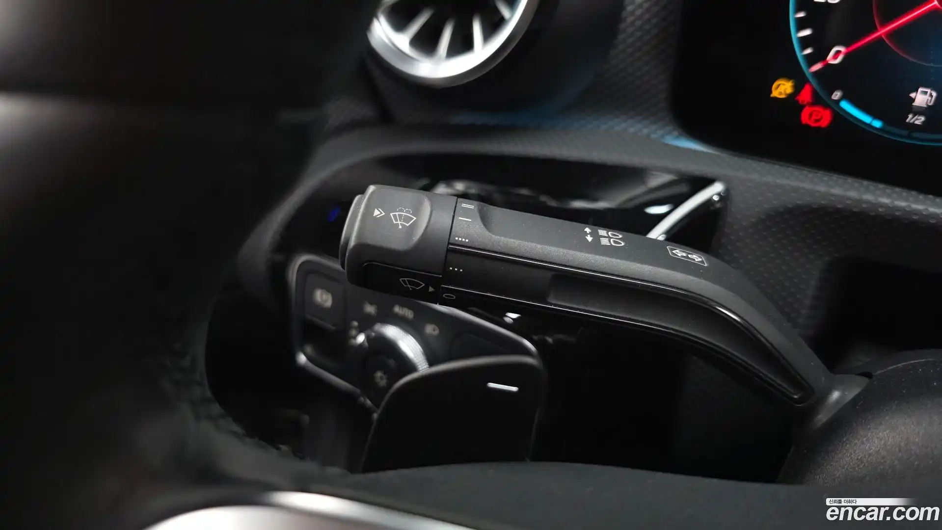 A-Class Mercedes-Benz 2021.4-OPTION-040