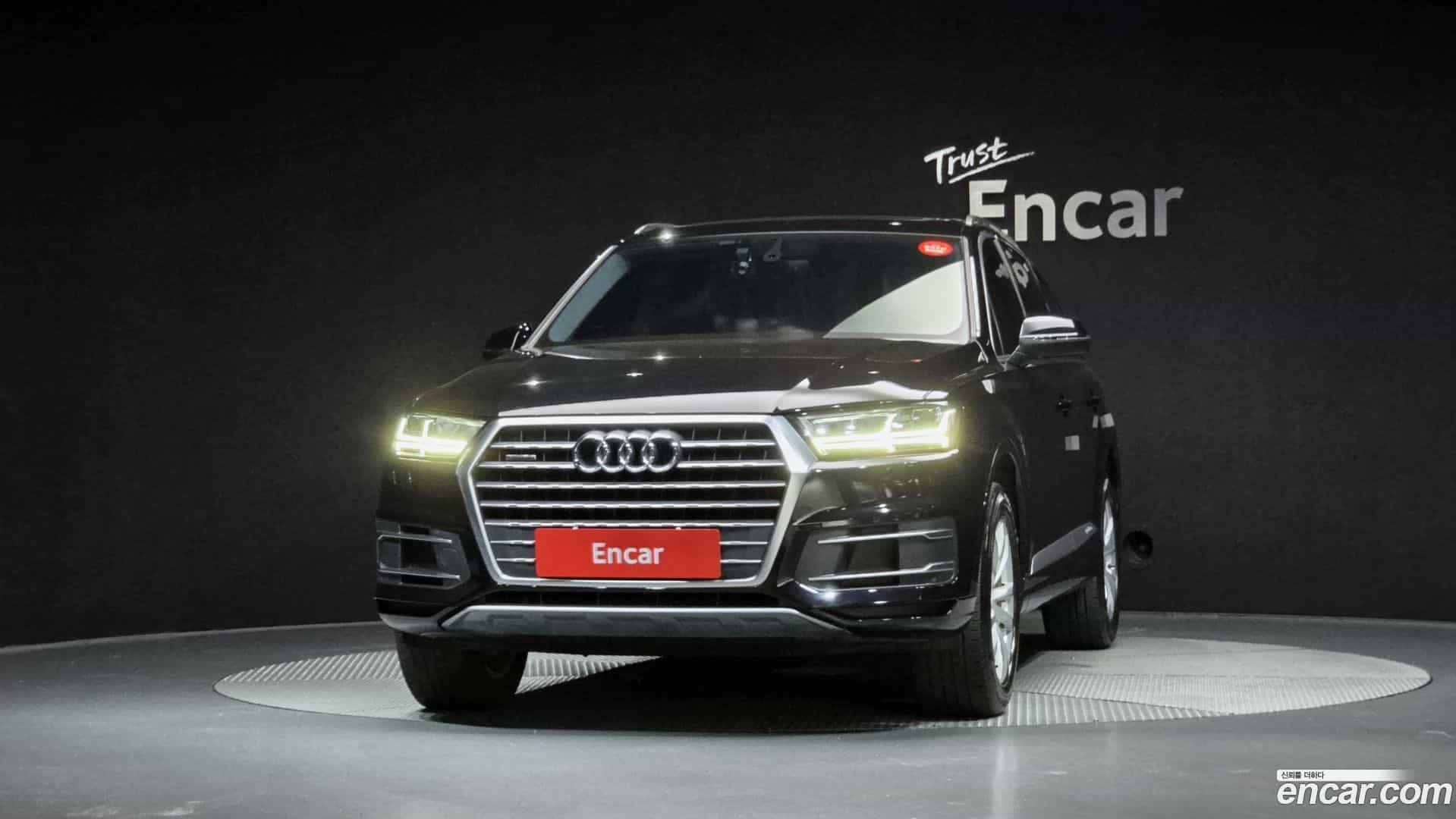 Q7 Audi 2019.10-OUTER-003