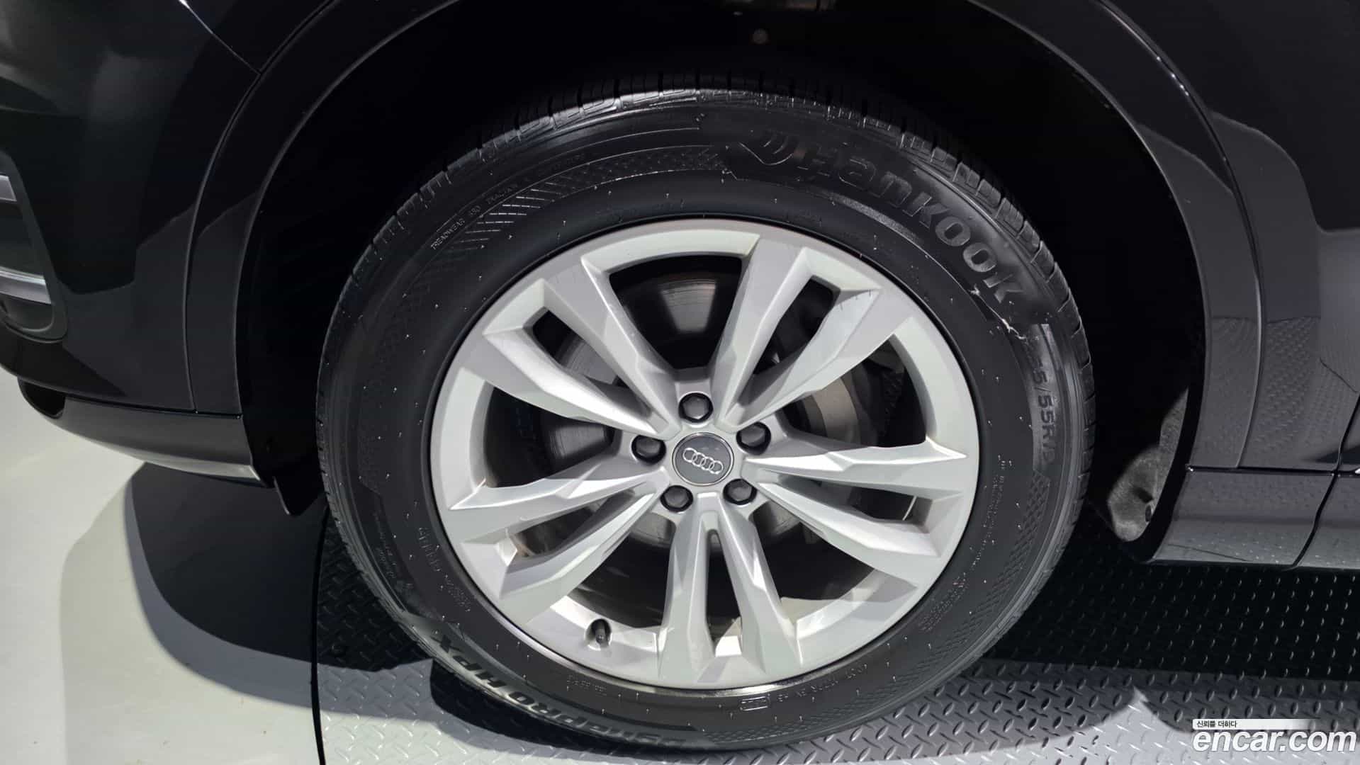 Q7 Audi 2019.10-OUTER-005