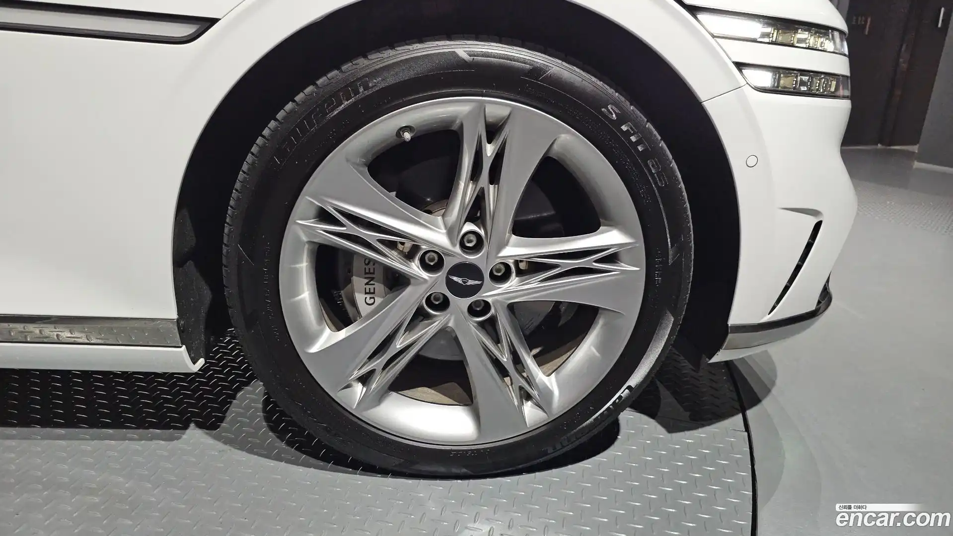 G90 Genesis 2022.2-OUTER-031