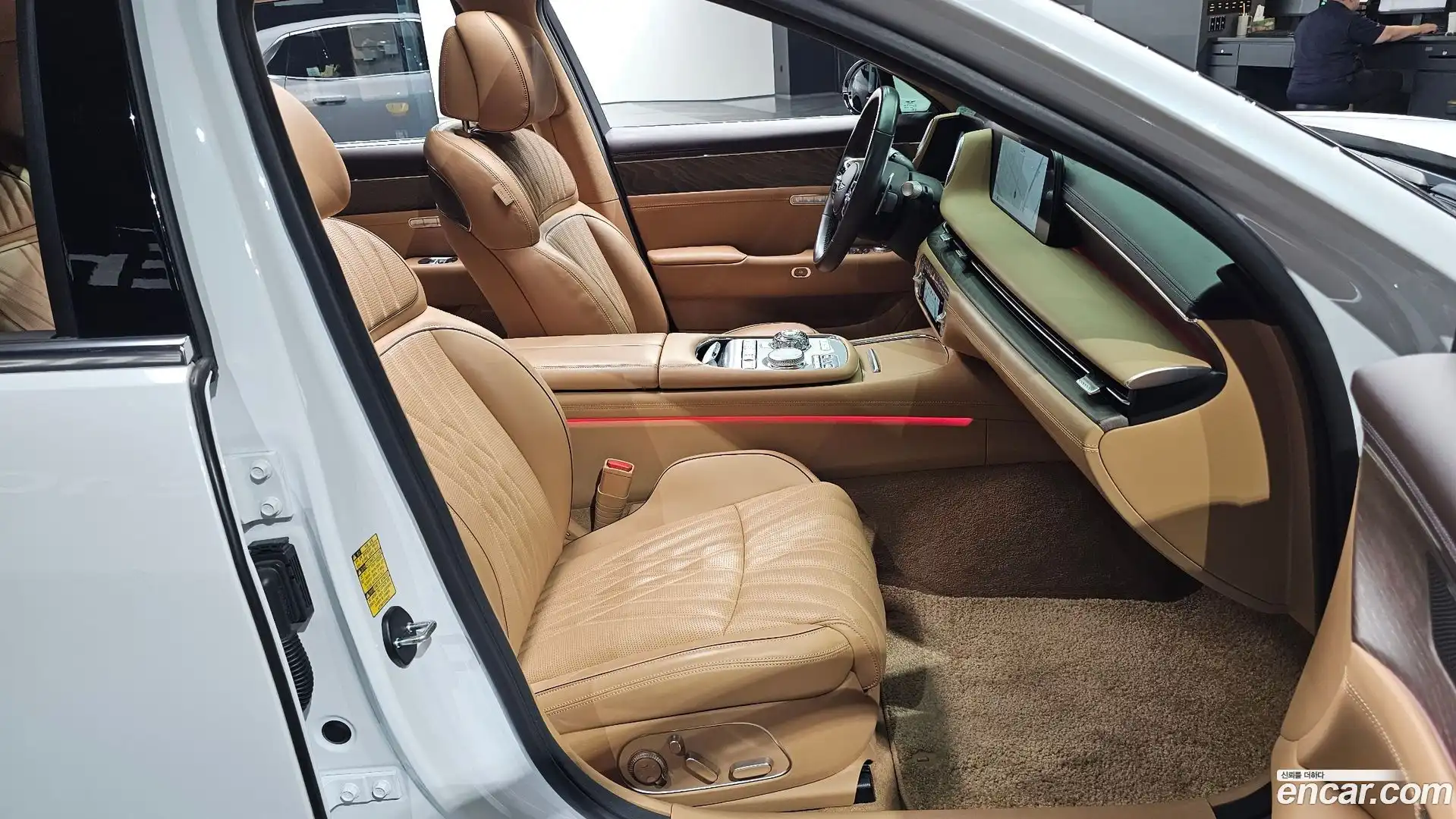 G90 Genesis 2022.2-INNER-036