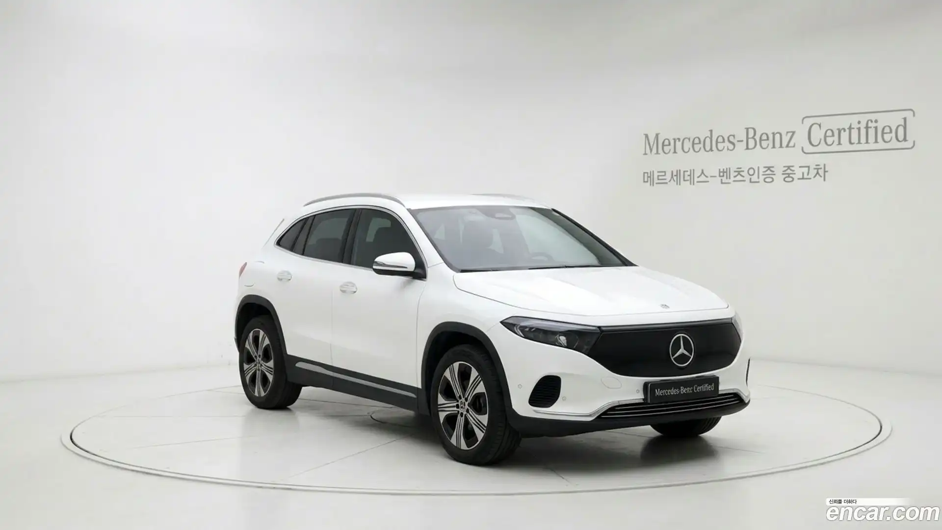 EQA Mercedes-Benz 2025.7-OUTER-001