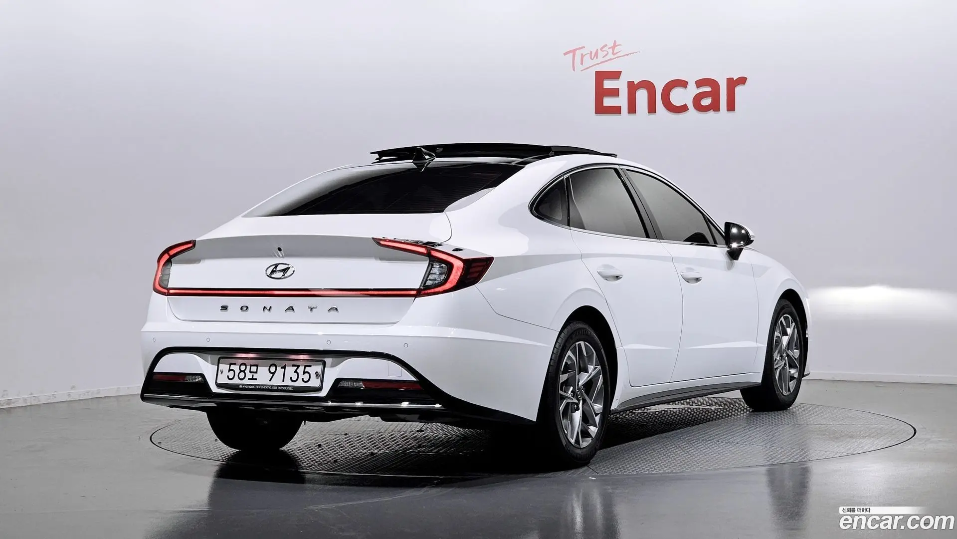 Main__Slider__Photo:Sonata Hyundai 2019.6-1