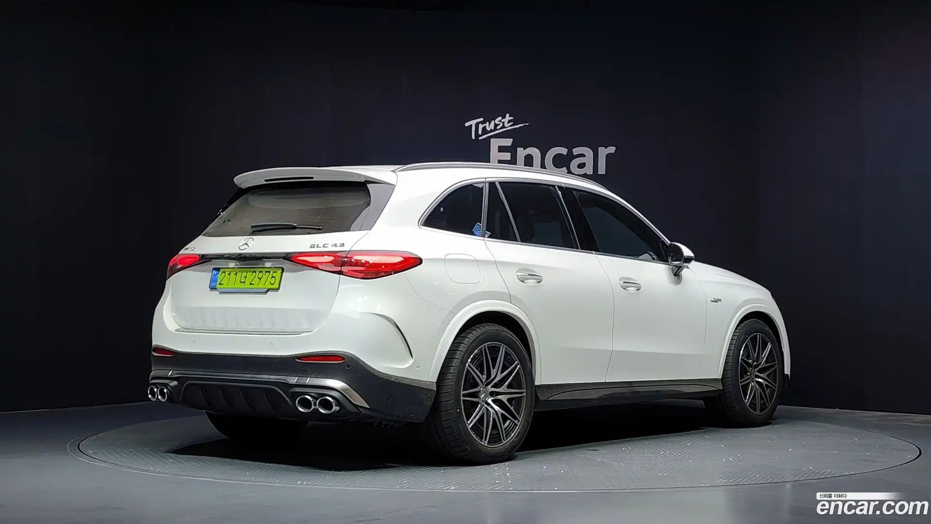 GLC-Class Mercedes-Benz 2025.9-OUTER-002