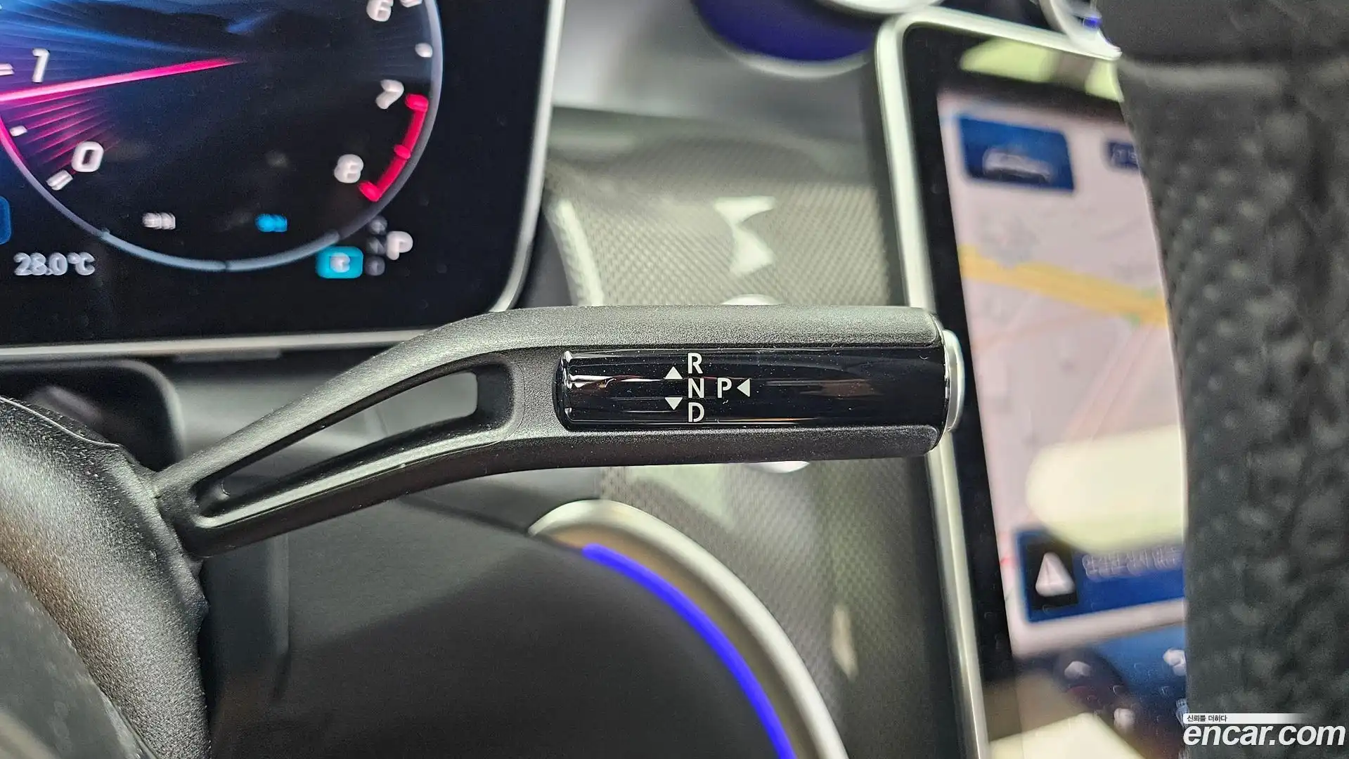 GLC-Class Mercedes-Benz 2025.9-INNER-009
