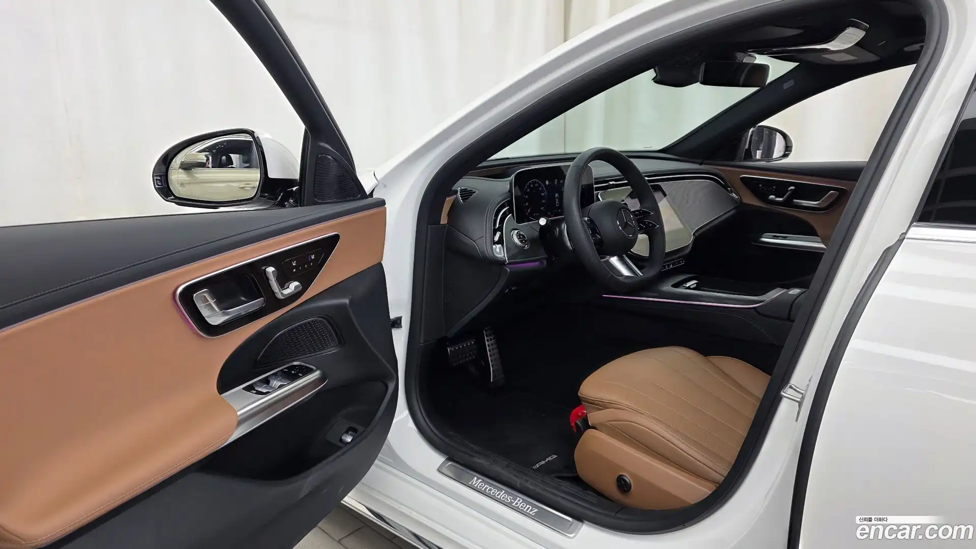 E-Class Mercedes-Benz 2025.8-INNER-010