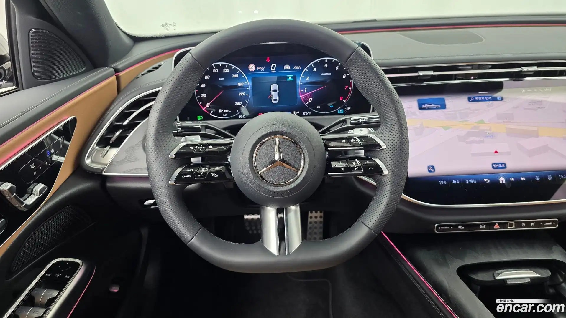 E-Class Mercedes-Benz 2025.8-OPTION-017