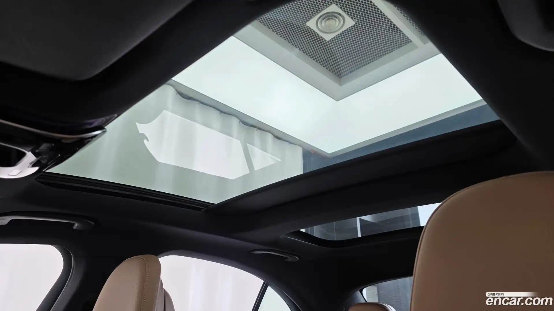 E-Class Mercedes-Benz 2025.8-OPTION-021