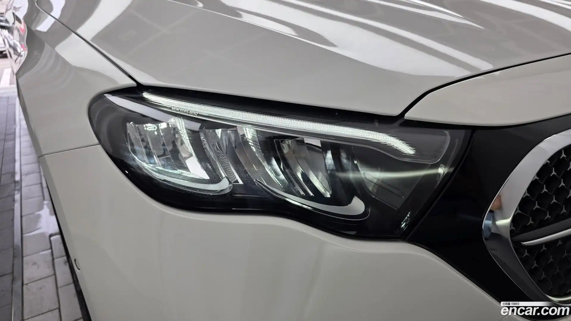 E-Class Mercedes-Benz 2025.8-OUTER-032