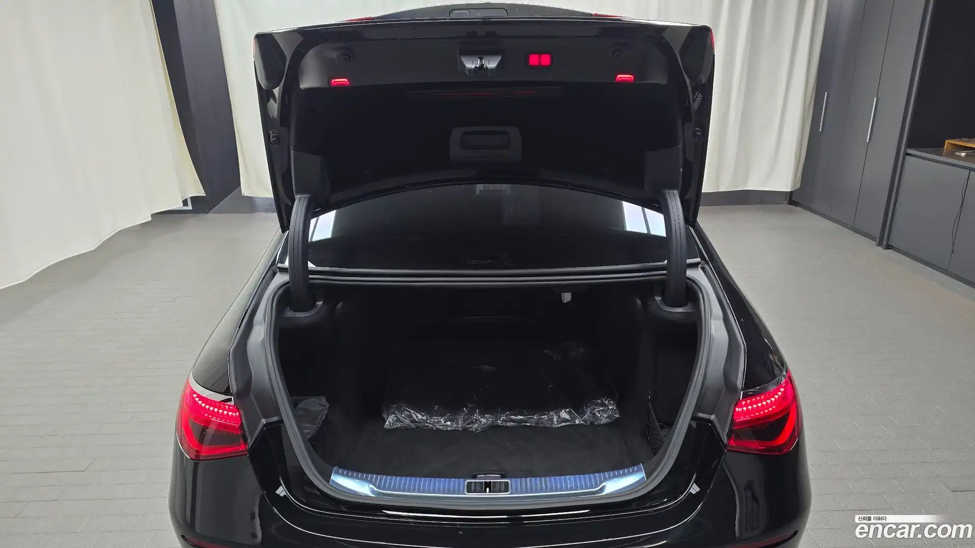 S-Class Mercedes-Benz 2021.4-OPTION-044