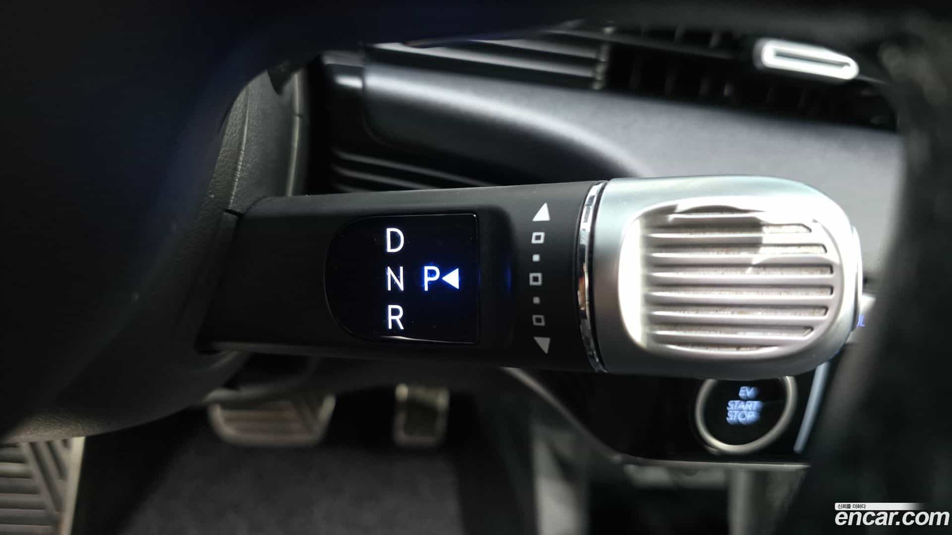 Ioniq5 Hyundai 2022.5-INNER-009