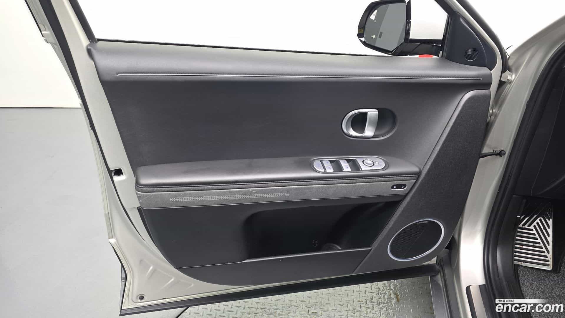Ioniq5 Hyundai 2022.5-INNER-034