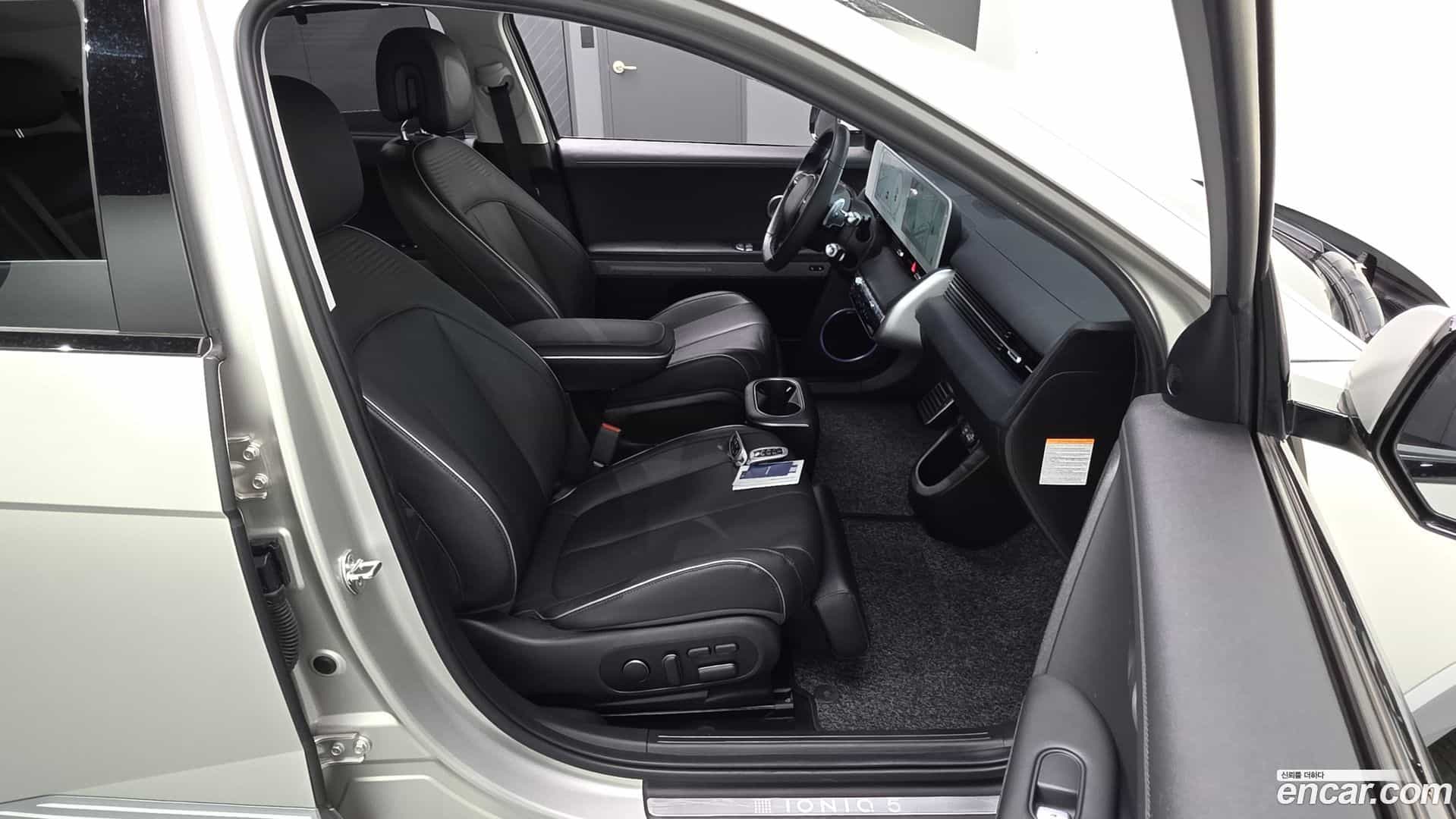 Ioniq5 Hyundai 2022.5-INNER-036