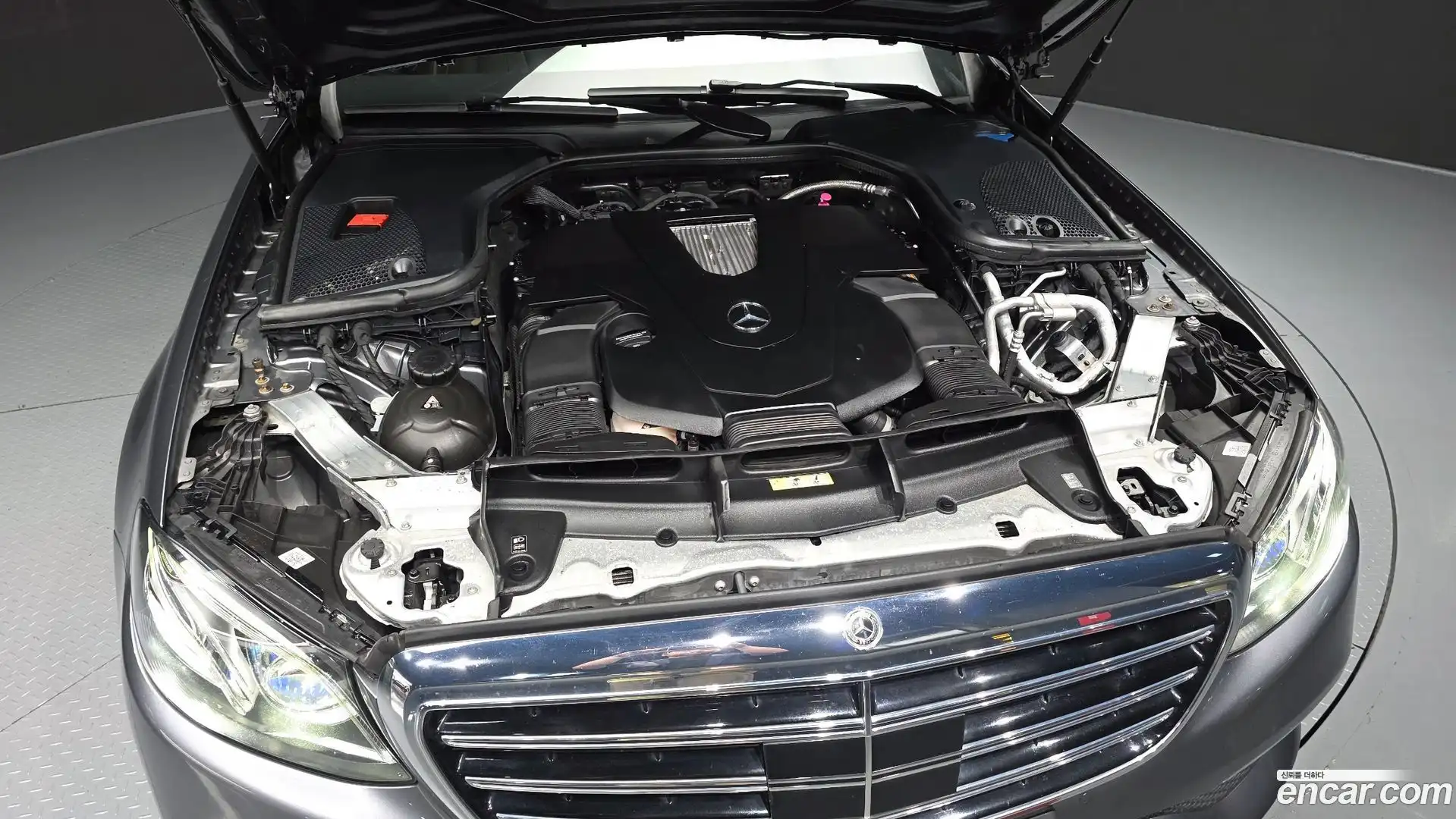 E-Class Mercedes-Benz 2020.9-OUTER-006