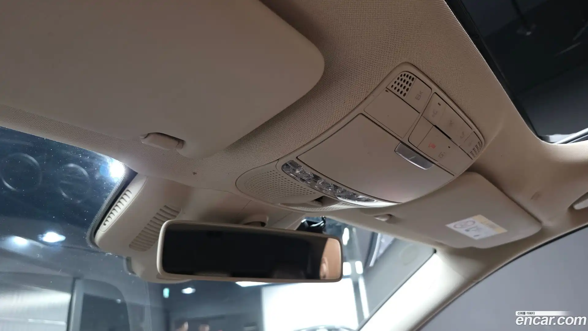 E-Class Mercedes-Benz 2020.9-OPTION-023